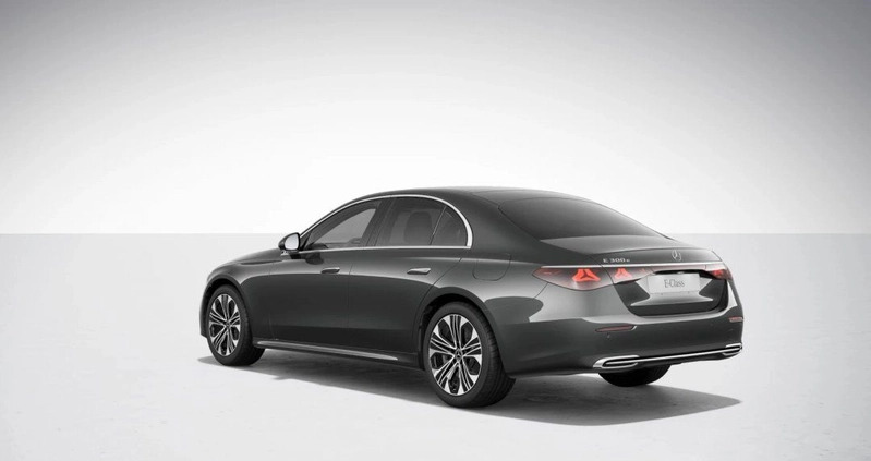 Mercedes-Benz Klasa E cena 314000 przebieg: 1, rok produkcji 2023 z Ujście małe 22